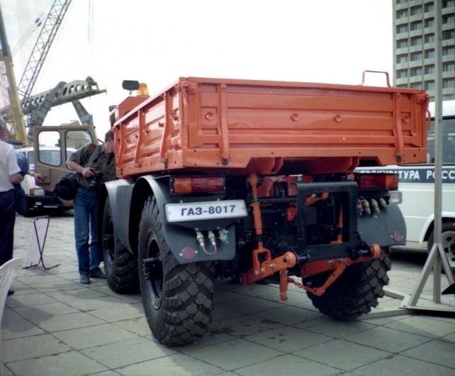 ГАЗ-8017 (790)